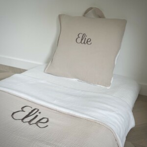 Coussin et couverture en gaze de coton et polaire