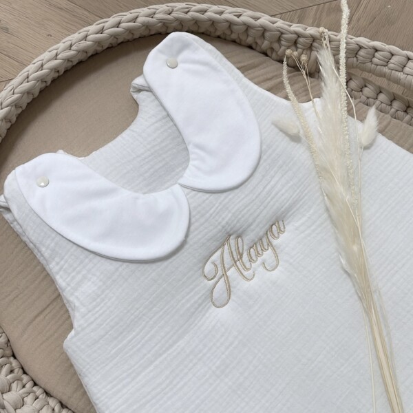 Gigoteuse blanche avec col chic