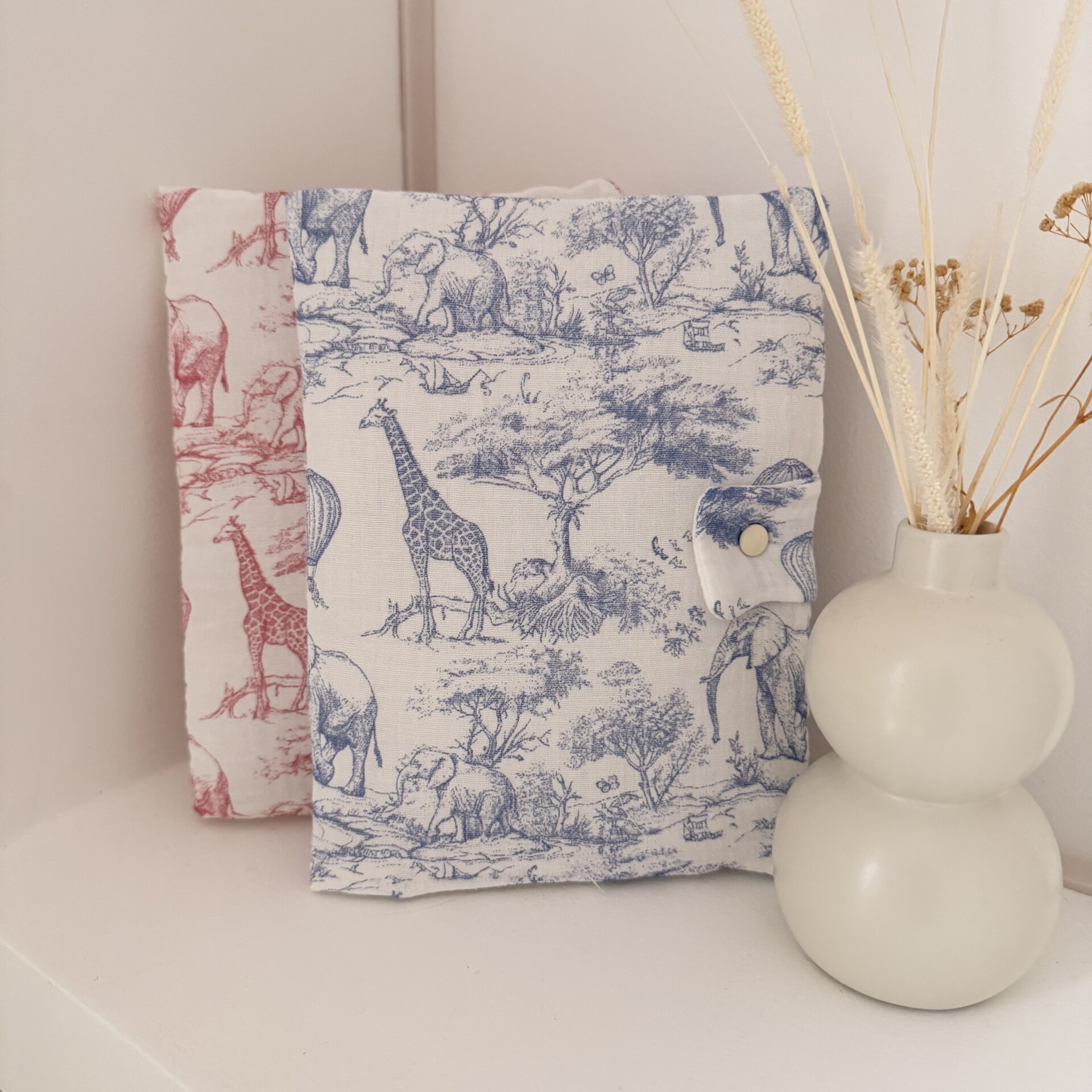 Protège carnet de santé Toile de jouy