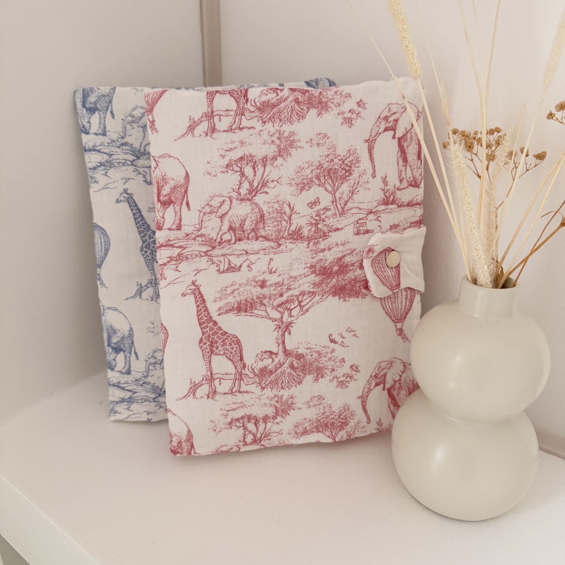 Protège carnet de santé Toile de jouy